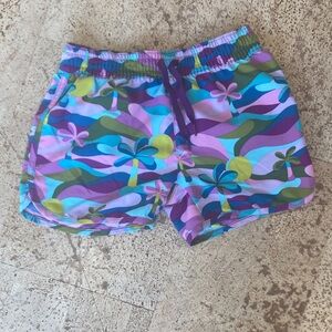 Garnet hill kids active shorts